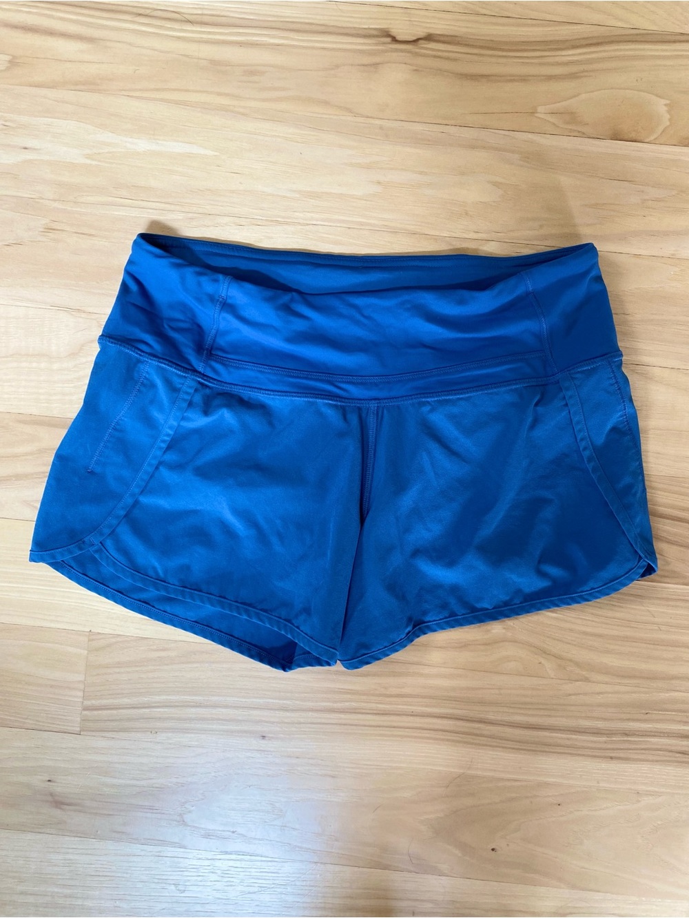 Lululemon Short Royal Blue Size 4 Athletic Shorts